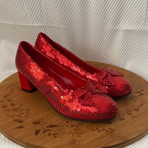 Ellie Red Sequin Dorothy Wizard of Oz Heels women's size 10